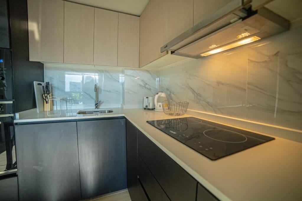 Moderno Departamento En Entorno Urbano Appartamento Santiago del Cile